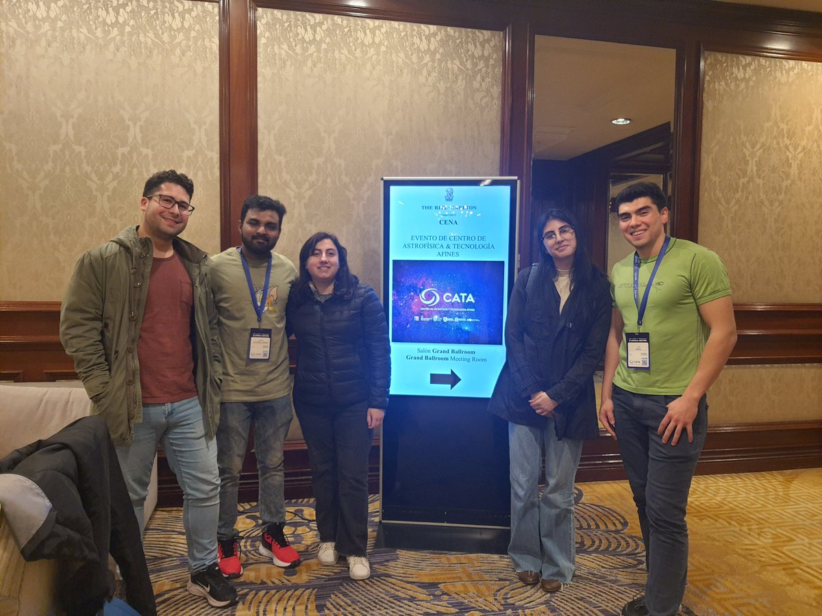 Los estudiantes de doctorado del Instituto de Astrofísica que forman parte del CATA (Centro de excelencia en Astrofísica y Tecnologías Afines) participaron del encuentro anual realizado del 02 al 04 de agosto de 2023