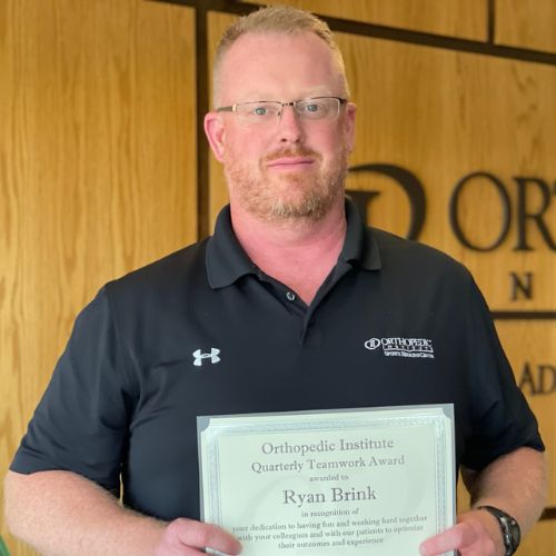 OrthoISF's tweet photo. Join us in congratulating Ryan Brink (Lead Athletic Trainer) on receiving the 2023 Q2 OI - Values Award of Teamwork!
Teamwork: “Teamwork: simply stated, it is less me and more we.” – Anonymous
#OrthopedicInstitute #GetReliefMoveBetterLiveStronger #OIValuesAward https://t.co/O6oitPSE6h