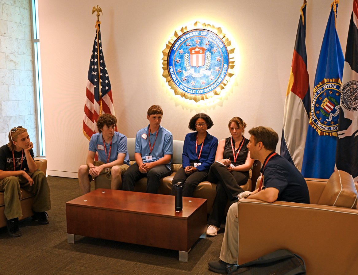FBIDenver's tweet photo. Congratulations to our recent #FBIDenver Teen Academy graduates! We appreciate your enthusiasm &amp; interest in our investigative &amp; analytical techniques and career paths. Thanks to @USAO_CO for the interactive mock trial! #FutureFed #DreamJob https://t.co/3pczaQsXEo