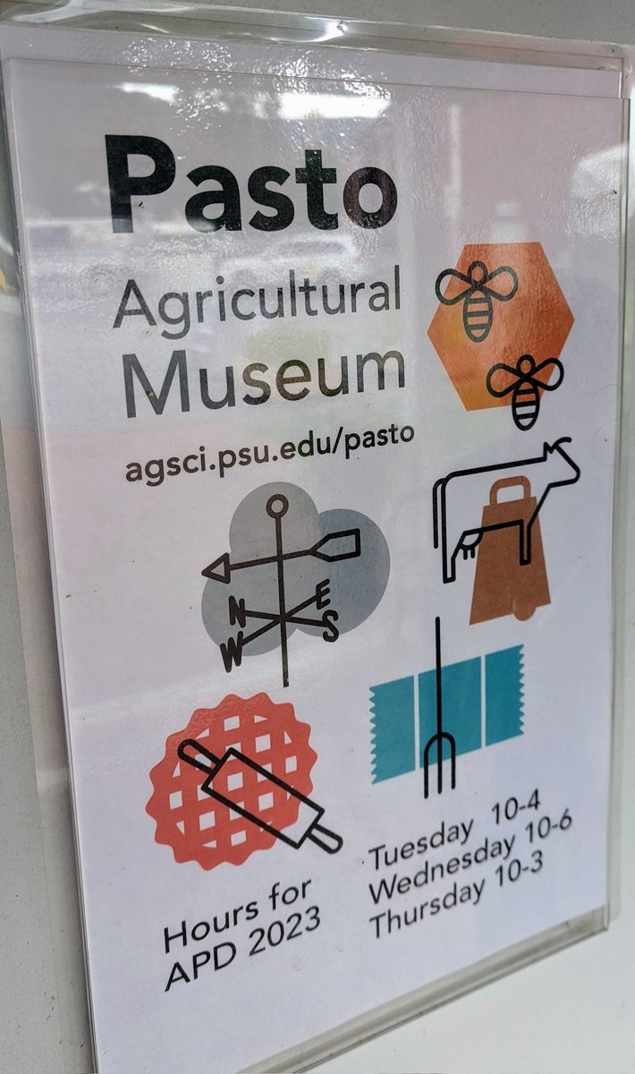 Stop by the @PastoAgMuseum at Ag Progress Day in State College, PA to see what microbes live in our soil! 🦠🌿🦠🐝🐄🦠 @PSUMacrobes have an incredible exhibit including a 5 week old #Winogradsky column!