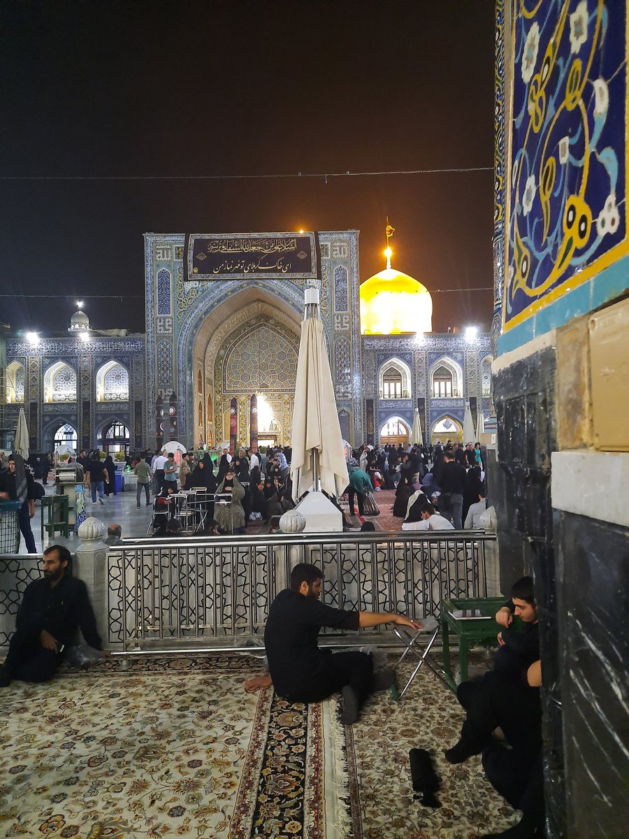 mhmdy177's tweet photo. از امام رضا ع خواستم ک بحق غربت و مظلومیت خودش، ان شاالله همه جوون ها ب نعمت عشق واقعی توأم با وصال برسند.🌹
شما هم بگید؛ ان شاالله. https://t.co/QOjWbVunW5