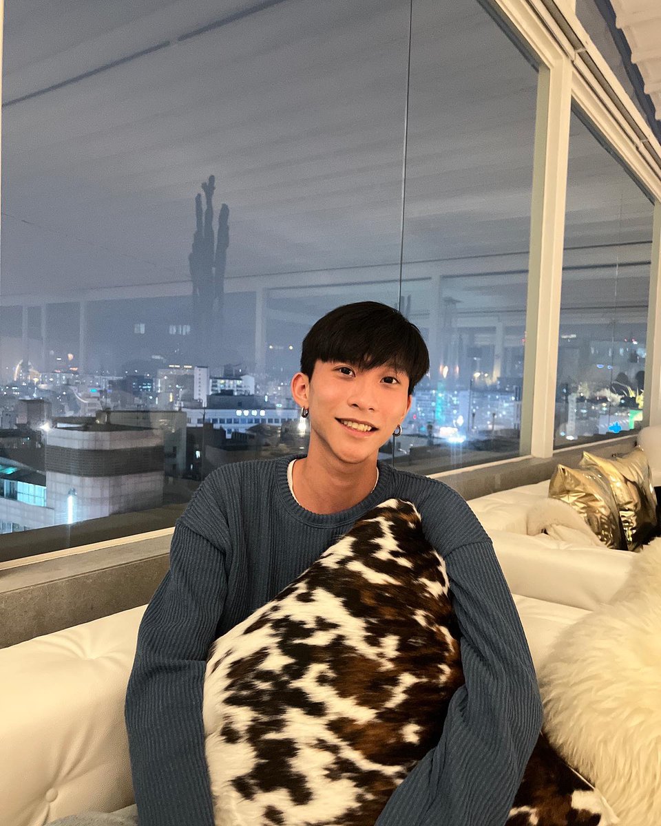 ppp__071888's tweet photo. 按摩耳燭可以預約
181920在台中 https://t.co/WECjh1I02m