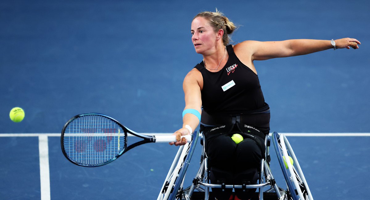 A strong start from @lucy_shuker at the inaugural @EuroParaChamps in Rotterdam... Lucy beats Christina Pesendorfer (AUT) 6-1, 6-0 to set up a women's singles quarter-final against Nalani Buob (SUI). #BackTheBrits 🇬🇧 | #wheelchairtennis | #EPC2023