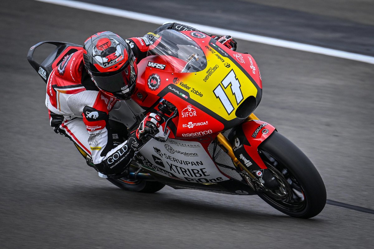TheAgencySports's tweet photo. 🎉 Congratulations to @AEscrig17! 🏍️ The young rider made a good comeback to the #BritishGP, going from strength to strength. After recovering from an injury sustained during the Jerez tests, he secured the 18th position.
#TheAgencyTeam #AE17 #FollowThe17 https://t.co/i6vBOrSeLY