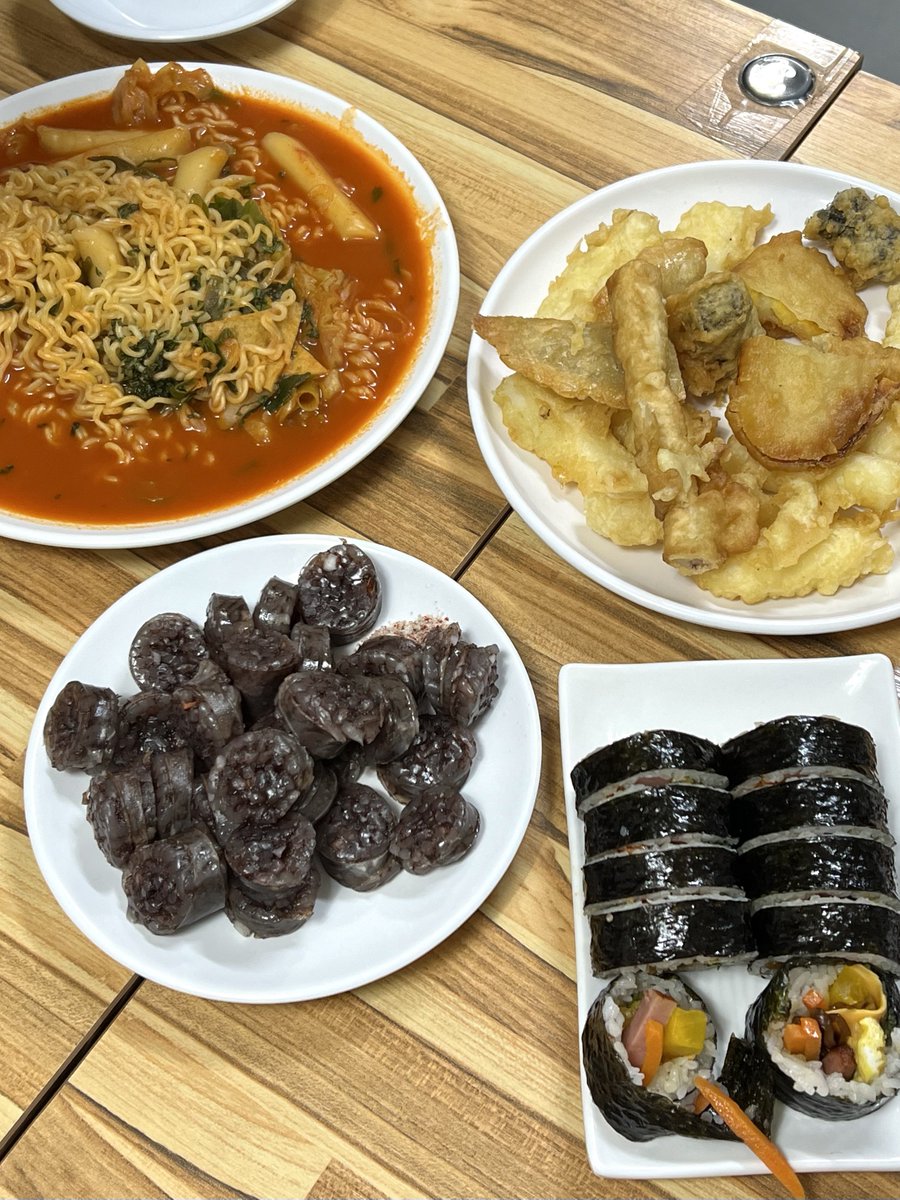 우취의 슬픔을 음식으로 달래기 ..2