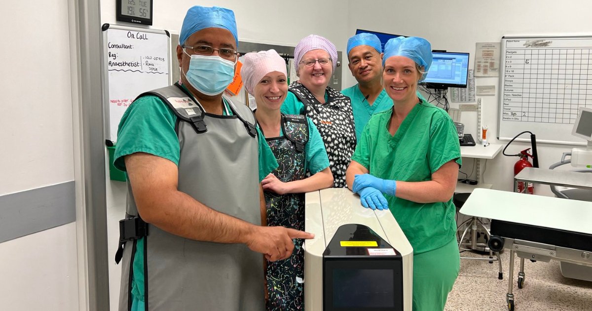 For the first time in North Wales, Urology and Operating Theatre teams have performed a ‘hot’ emergency operation for kidney stones using cutting edge laser surgery.

bcuhb.nhs.wales/news/health-bo…