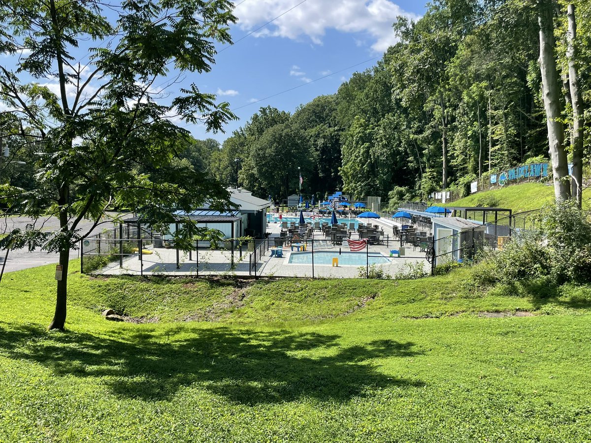 Parklawn Pool tweet media