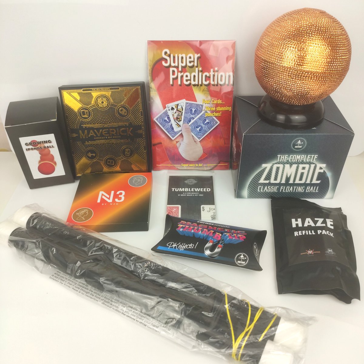 TiendaMagia's tweet photo. Descubre las novedades de esta semana! 🤩  The Opener, Súper Predicción, N3, Maverick, Tumbleweed, Haze (repuestos), Palillos Chinos Ickle Pickle, Bola Zombie Completa (color cobre), Bola de esponja que Crece y más... 🔥 Consíguelos en 👉 https://t.co/5dwYAAFLNW 👈 https://t.co/rPEMfVw42h