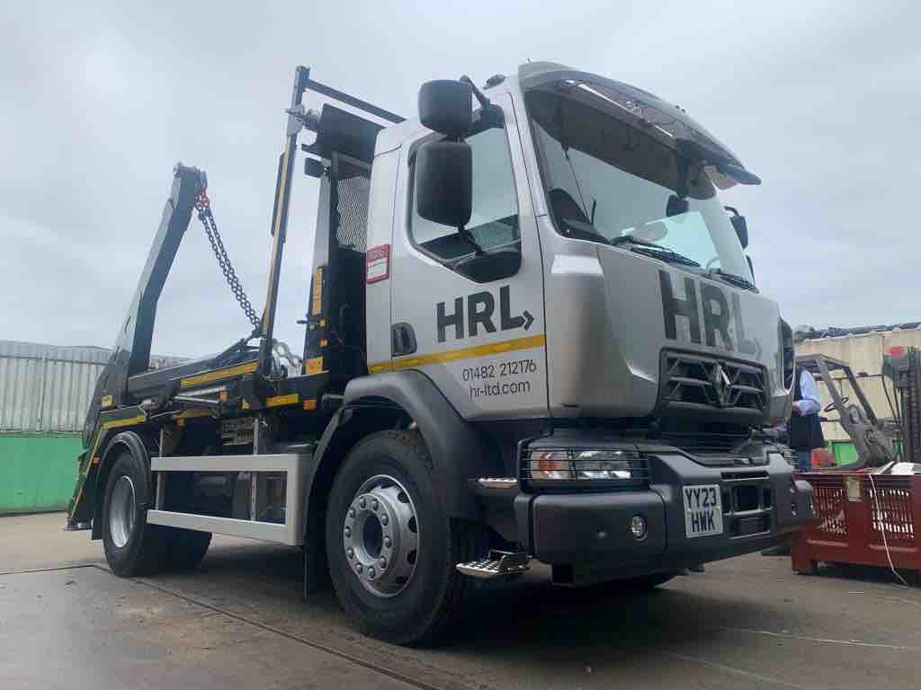 The Harsh HS14T Skiploader can include a motion controlled radio remote control, which allows the operator to stand anywhere around the vehicle, skips can be loaded and unloaded with significantly greater precision and safety.

#Harsh #Skiploader #Renault