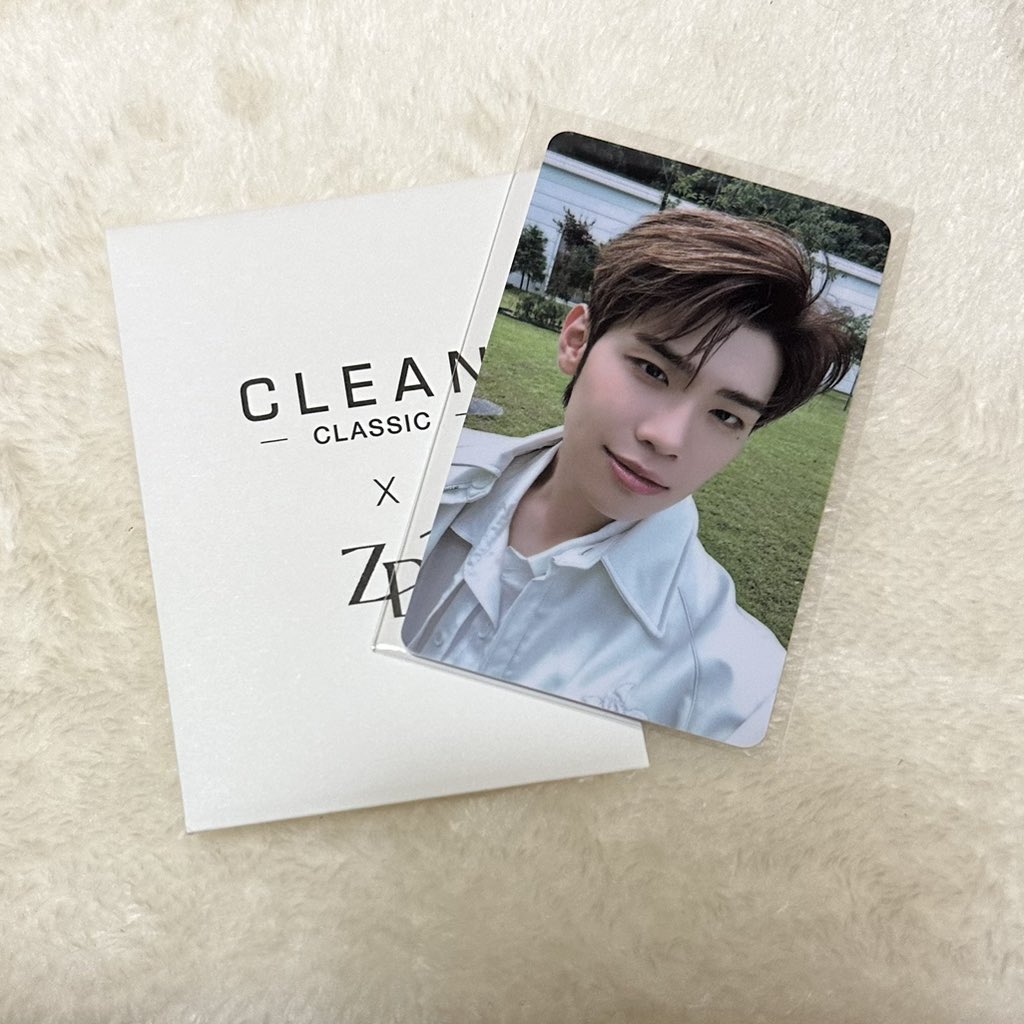 youplusmeei's tweet image. 제로베이스원 제베원 김태래 클린 포카 양도해요!

🌹운미포 2.3
모든 인증 가능! dm 주세용