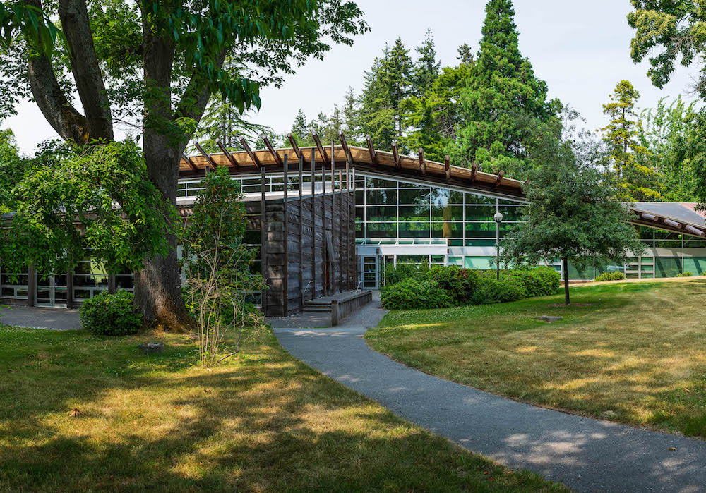UBC Media Relations (@ubcnews) on Twitter photo First Nations Longhouse (<a href="/UBCLonghouse/">UBC Longhouse</a>) at <a href="/UBC/">University of British Columbia</a> celebrates 30 years as a ‘home away from home’ for Indigenous students.
Read more: bit.ly/3QwuKK5 First Nations Longhouse (<a href="/UBCLonghouse/">UBC Longhouse</a>) at <a href="/UBC/">University of British Columbia</a> celebrates 30 years as a ‘home away from home’ for Indigenous students.
Read more: bit.ly/3QwuKK5