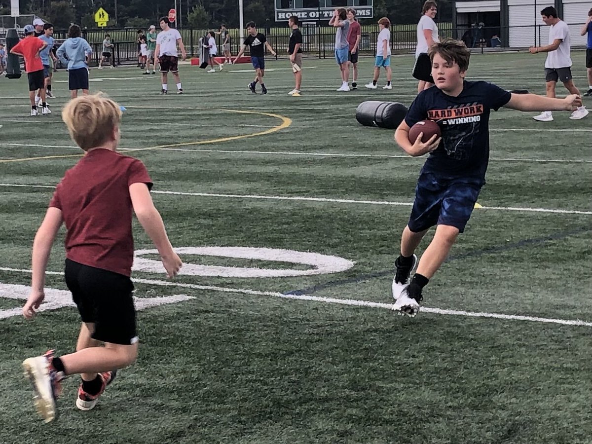 MHS Touchdown Club (@mhstdclub1) on Twitter photo 🏈Day 2 at #RamsYouthClinic: Future stars perfecting essential skills! From ball carrying to angles of pursuit, they're mastering techniques for tackle & flag football. Keep it up, everyone!#FootballFundamentals #SkillsTraining
<a href="/marshfield_flag/">Marshfield Flag Football</a>
<a href="/MarshfieldRams/">Marshfield Football</a>
<a href="/GORAMSathletics/">Marshfield Athletics</a> 🏈Day 2 at #RamsYouthClinic: Future stars perfecting essential skills! From ball carrying to angles of pursuit, they're mastering techniques for tackle & flag football. Keep it up, everyone!#FootballFundamentals #SkillsTraining
<a href="/marshfield_flag/">Marshfield Flag Football</a>
<a href="/MarshfieldRams/">Marshfield Football</a>
<a href="/GORAMSathletics/">Marshfield Athletics</a>