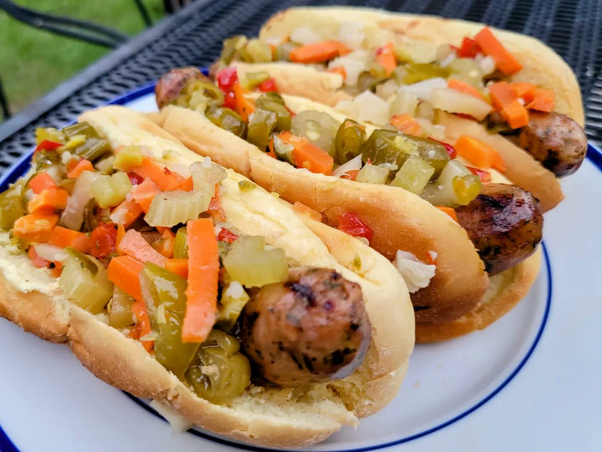 joefassi_stl's tweet photo. We are having some great BBQ weather... Pick up some #salsiccia and #italiansausage at #joefassi! https://t.co/Lwc0QXe4YO