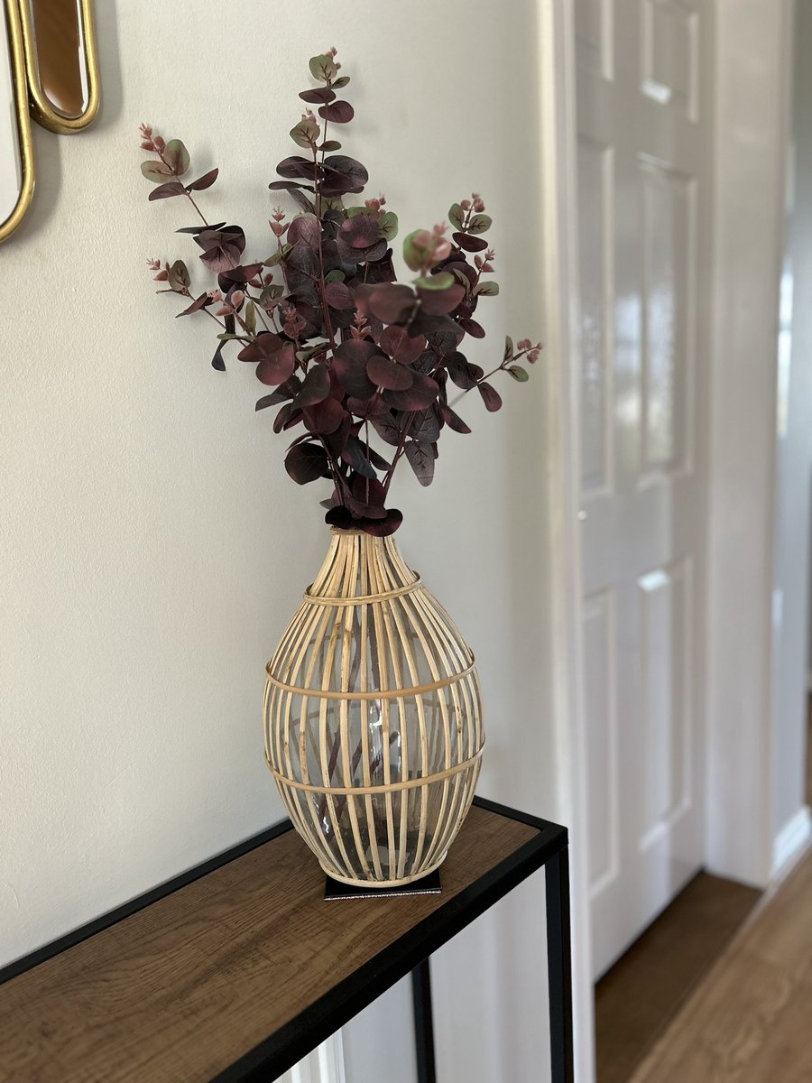 jules112015's tweet photo. @EditNorth this vase is stunning 🤩 https://t.co/ZCQpiJOqCe