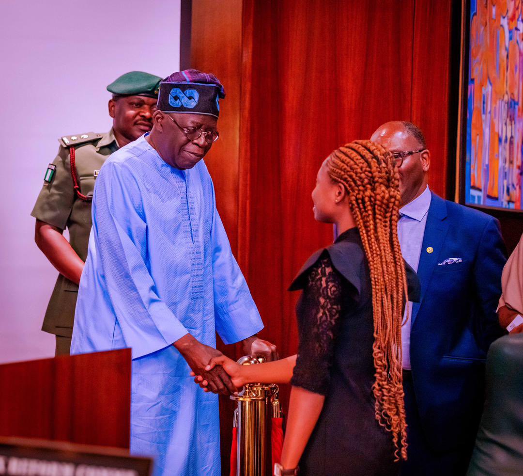 Amuludun0405's tweet image. President Bola Ahmed Tinubu (GCFR) Inaugurates the Presidential Committee on Fiscal Policy and Tax Reforms at the Council Chamber of the Presidential Villa.

#VillaToday