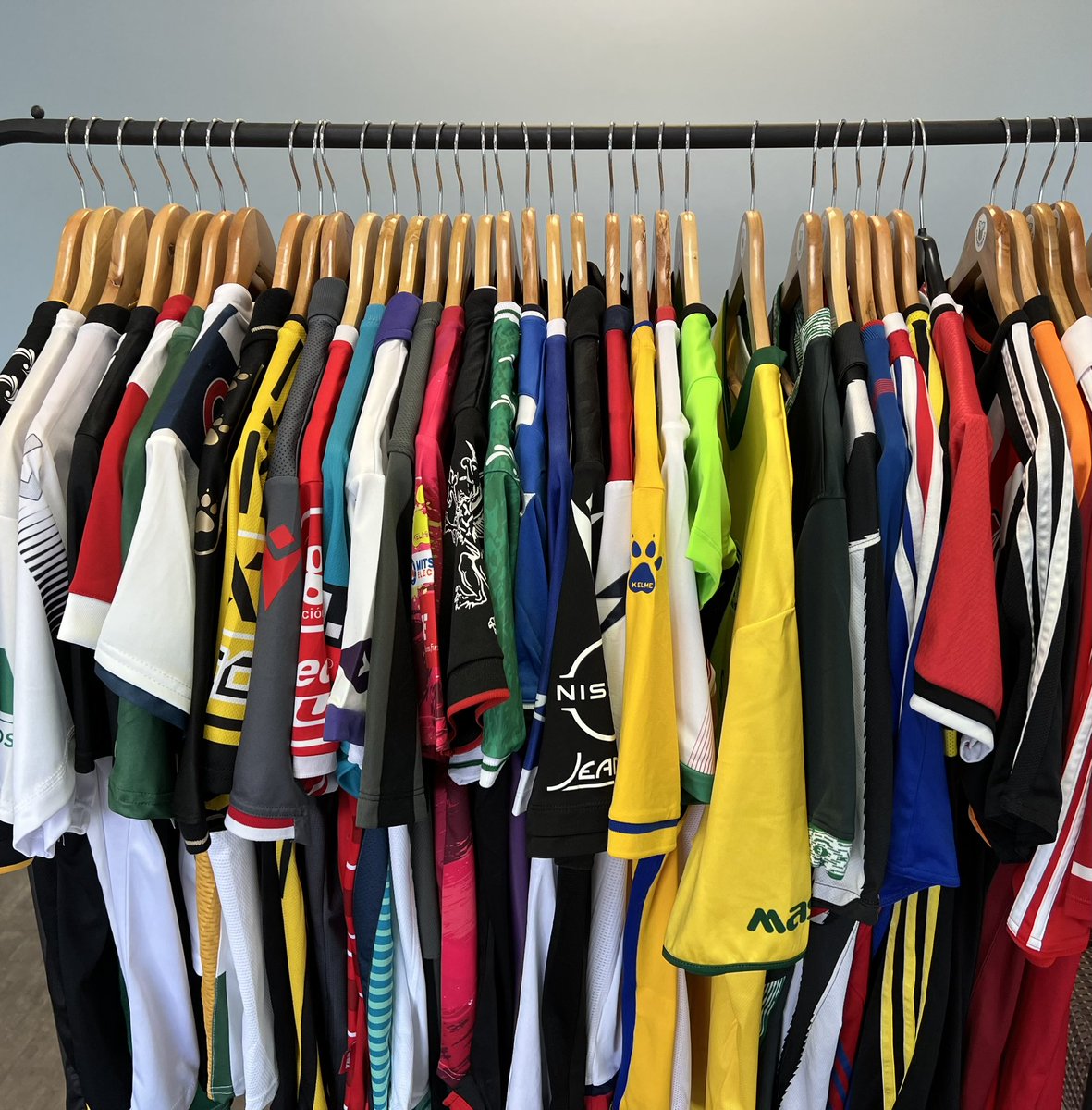 Make sure to check out our Clearance section! 

Prices starting at £6.99 🤩

Grab a bargain here 👇
selectshirts.co.uk/collections/cl…