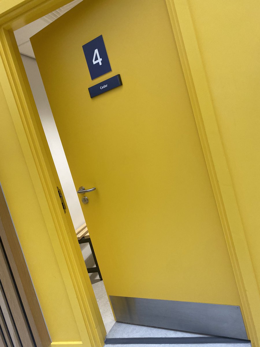 Thompson2Kate's tweet photo. Finished my radiotherapy treatment today 💪 Just wanted to thank all the staff on the radiology department at @CCCNHS for making this part of my journey run calmly &amp; smoothly. You were all so kind and caring and made me feel at ease, thank you 😊 Week off now from appointments 💪 https://t.co/2cSHkFeNh6