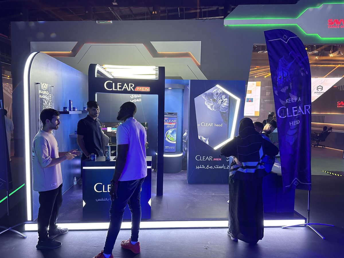 lolesports_ar's tweet photo. ๐๐ฅ ูุง ุชูุณู ุฃู ุชู
ุฑ ุนูู ุญุฌุฑุฉ @ClearArabia ูุชุญุฏู #KeepAClearHead ู ูุชุญุตู ุนูู ูุฑุตุฉ ุงูููุฒ ุจุฌูุงุฆุฒ ููู
ุฉ!!
Make sure you stop by the CLEAR booth for the #KeepAClearHead challenge to stand a chance to win prizes!!! ๐๐ฅ
#ArabianLeagueRiyadh #Gamers8 https://t.co/sflblEEzsF