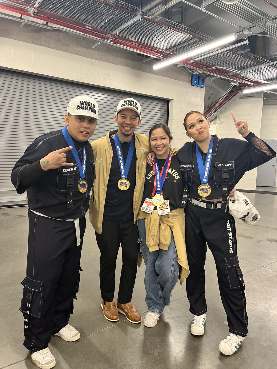 patjonesgarr_'s tweet photo. WORLD CHAMPS. Best in the world, @LegitStatusPH 😤🥇🇵🇭🔥😭 

Thank you God!!! You are so so good! Thank you to our parents, friends, relatives, sponsors who helped us in this journey! We appreciate all of youu!!!PILIPINAS KONG MAHAL PARA SATIN TO 💖🥇 

#Worlds2023 #HHI2023 https://t.co/8StgNsjtOE
