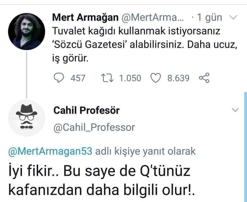 ruhunDuygusu's tweet photo. Cahil Profesör, Akit muhabirinin içinden geçmiş 😂 https://t.co/NIcTaxRP2e