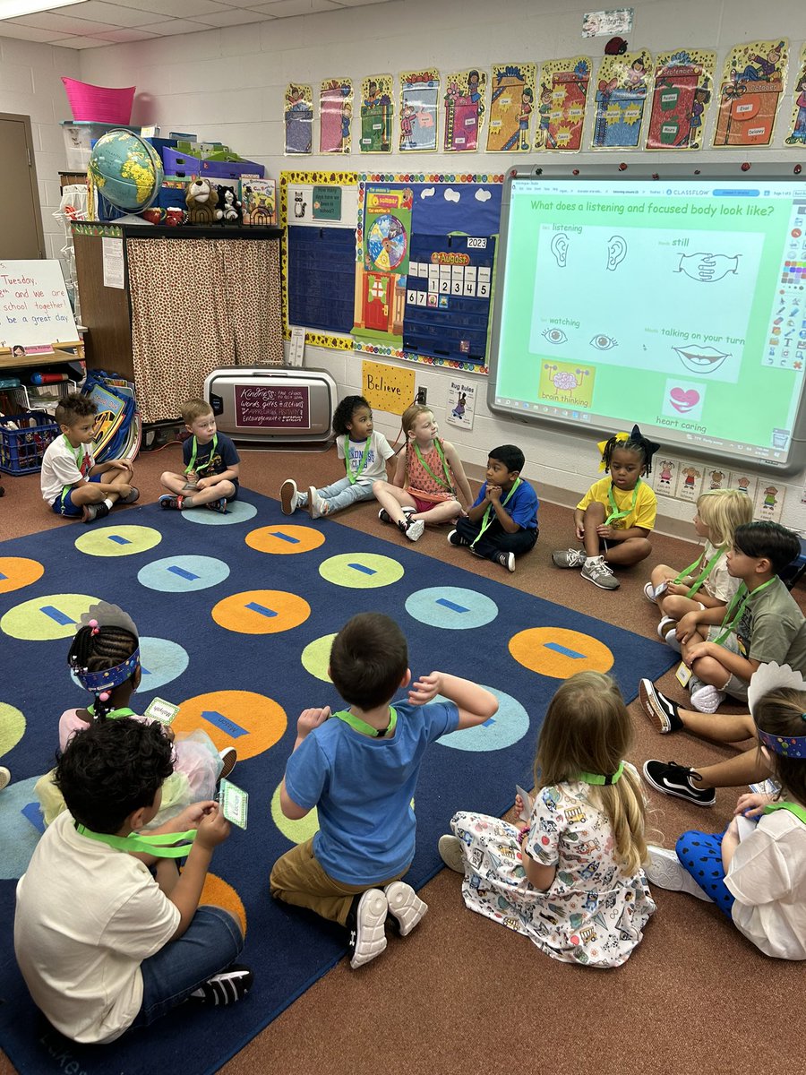 RockhillES's tweet photo. Welcome home to our Rockhill Kindergartners!  Your learning journey starts TODAY! @SCPSchools #ElevateStafford #RESBelieves https://t.co/8wPZYstYgm