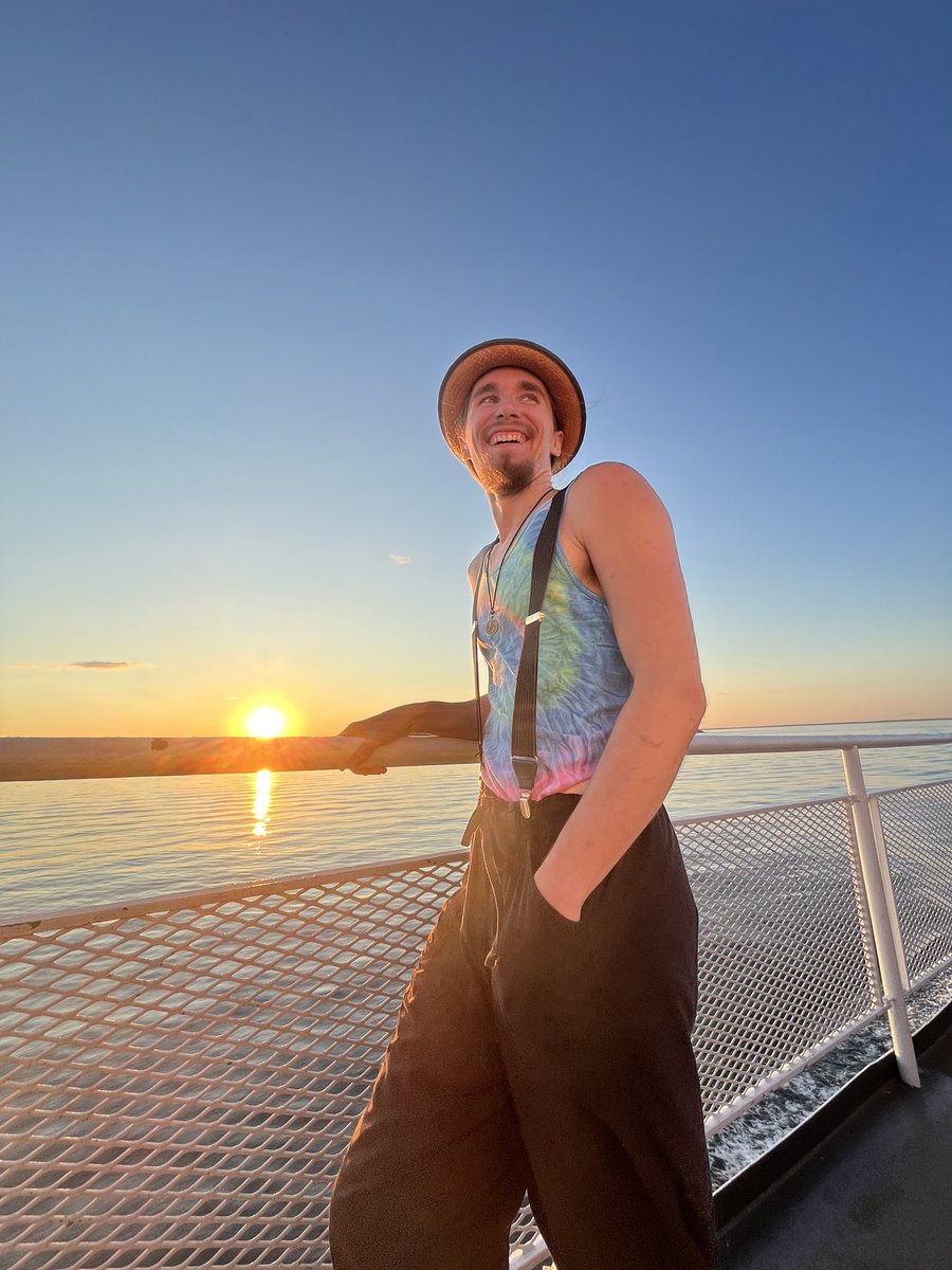 went on a little vacation but I’m back home now 🙂 Be prepared for a lot of vacation photos 😂 Who’s coming out to my shows at <a href="/CaffeLena/">Caffè Lena</a> on September 2nd and 3rd? 😃 #upstateny #saratoga #artist #music