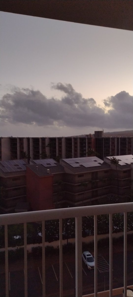 RedX289's tweet photo. Woke up this morning to hericane Dora. Hotels around use have been loosing power and really gusty winds https://t.co/EL8MAwecsc