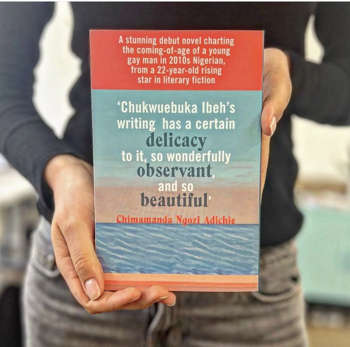 Early proof copies of my novel are out and I’m crying because it’s just the most beautiful thing out there. But don’t take my word for it. Take Chimamanda’s (third slide).

Pre-order here: penguin.co.uk/books/454618/b…