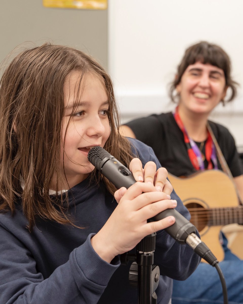 Music therapy is amazing - it can work wonders for boosting confidence, building connections, and bringing more meaning into our lives 💚