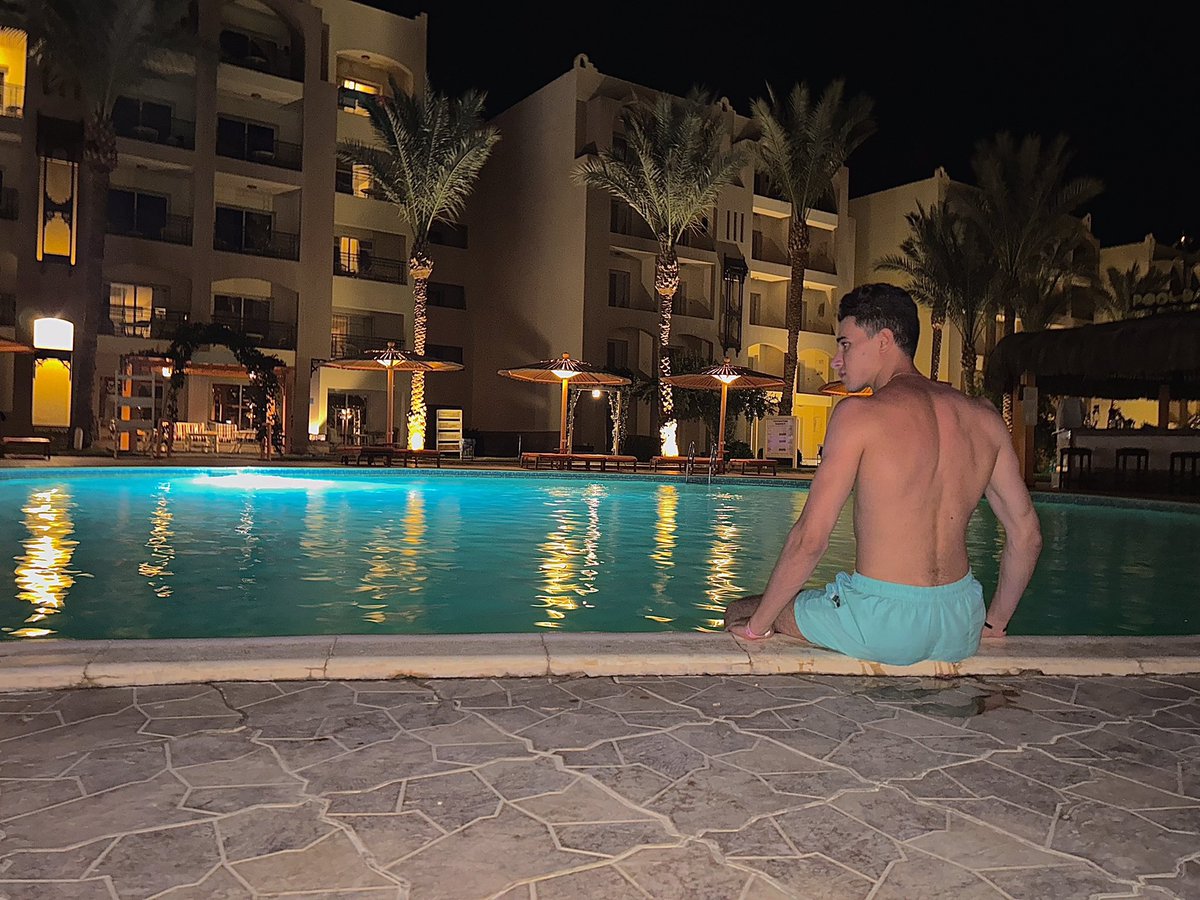 We are like the sun, our sunrise is strength and our sunset is beauty🌗🦅