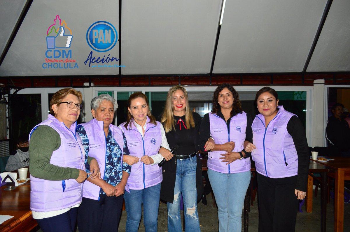 PANCDMCholula's tweet image. Ayer contamos con el taller de empoderamiento femenino impartido por @PilyVarmoran,  con la participación de nuestra presidenta municipal @Paola_Angon.
En nombre de todo el comité, les agradecemos a todas y todos su participación. 
¡En conjunto podemos lograr más!
#UnidosEnAccion
