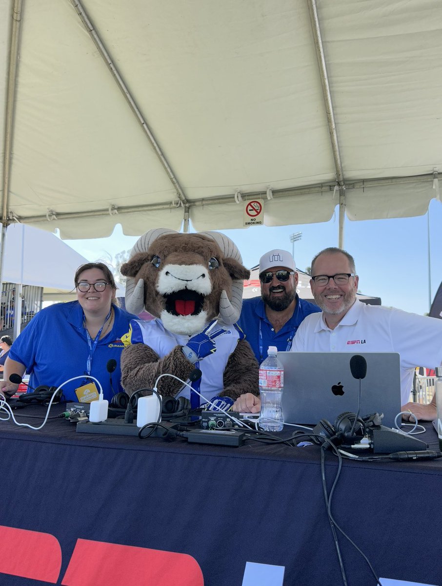 Coming up at 10am @ESPNLosAngeles Day 7 of UNPRECEDENTED @RamsNFL Training Camp Coverage! @DMarcoFarr1 with us, @JABcamLA with fun and frivolity and going to be LIT 🔥 our final day at camp!