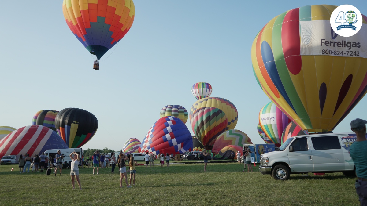 njballoonfest's tweet photo. Your pal, partner, parents, progeny—who are you bringing to #NJBalloonFest2024? #Reply and tag them. ⬇️ 

#NJBalloonFest is always better with others because there's nothing better than creating memories together! https://t.co/Imijv5tHA9