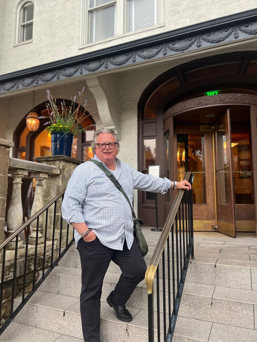 Read about our partnership with Chef David Burke to add The Bernards Inn, one of New Jersey’s greatest, iconic properties located in downtown Bernardsville, to his growing lineup of award-winning hospitality destinations: ow.ly/ZqZw50Pt1J8