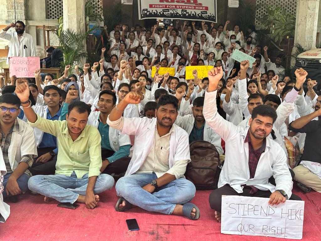 dr_soundaryaa's tweet photo. #STIPENDHIKEFORAYUSH
#TSAYUSHSTIPENDHIKE https://t.co/FvcIwmpOw3