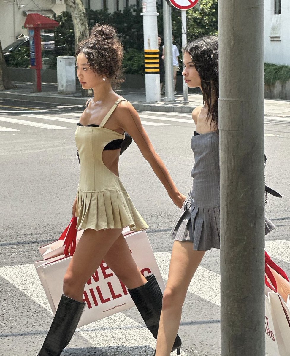 thesoftestaura's tweet photo. sweetchilling ‘one shoulder pleated mini dress’ https://t.co/WsShuRYMEH