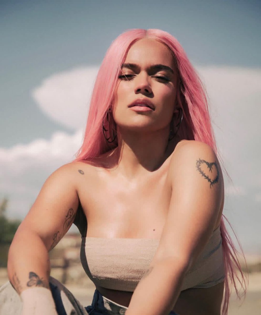 Karol G es nominada en "Artista del Año" por primera vez en #VMAs 🇺🇸