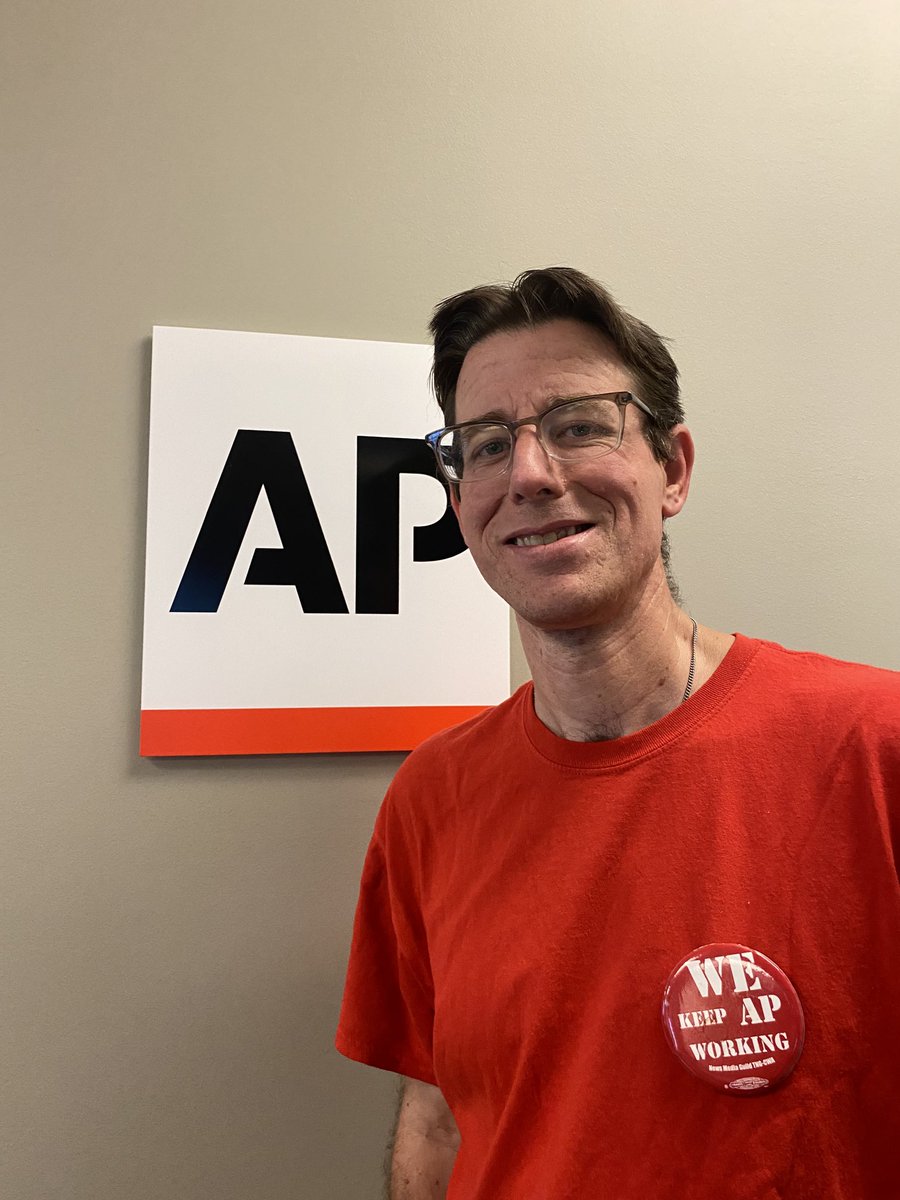Standing in solidarity with the rest of the ⁦<a href="/APNewsGuild/">AP News Guild</a>⁩ as we negotiate for a new contract with ⁦<a href="/AP/">The Associated Press</a>⁩ with fair wages and benefits. But talks have drug on for more than a year because you can’t spell #cheAP without ⁦<a href="/AP/">The Associated Press</a>⁩