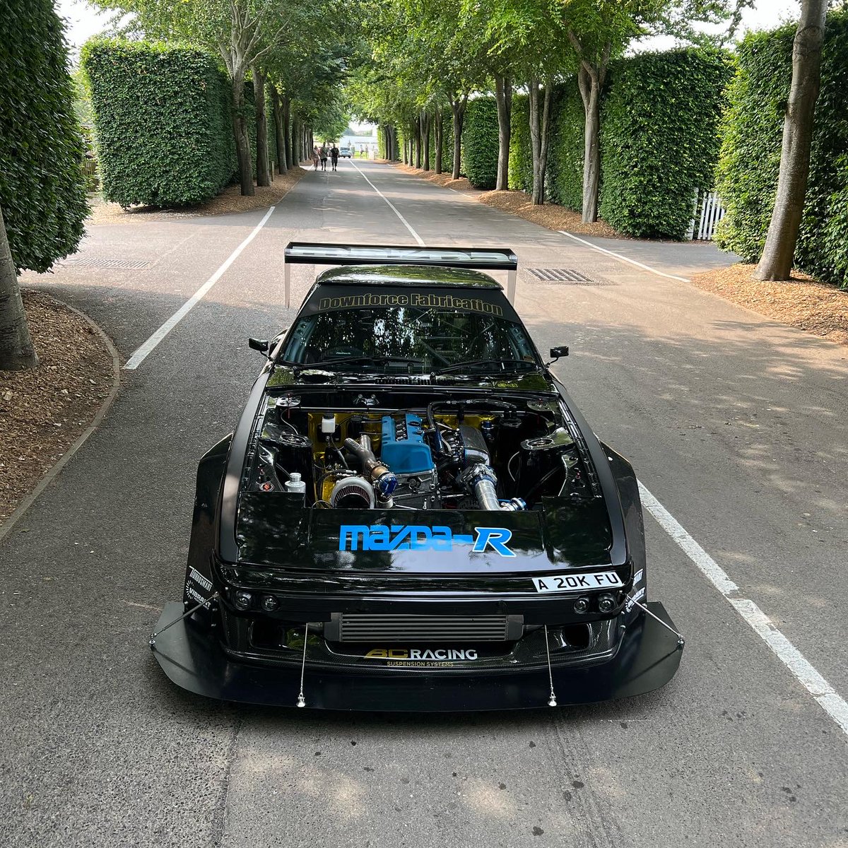 HagertyUK's tweet photo. Maybe your vote will go to Sam Carr and his extreme 1983 Mazda RX-7! If only all 40 year olds looked this good! This is a street legal Time Attack car and took 5 years for Sam to build.
#Mazda #HotWheelsLegends https://t.co/hMxLP5mlGS