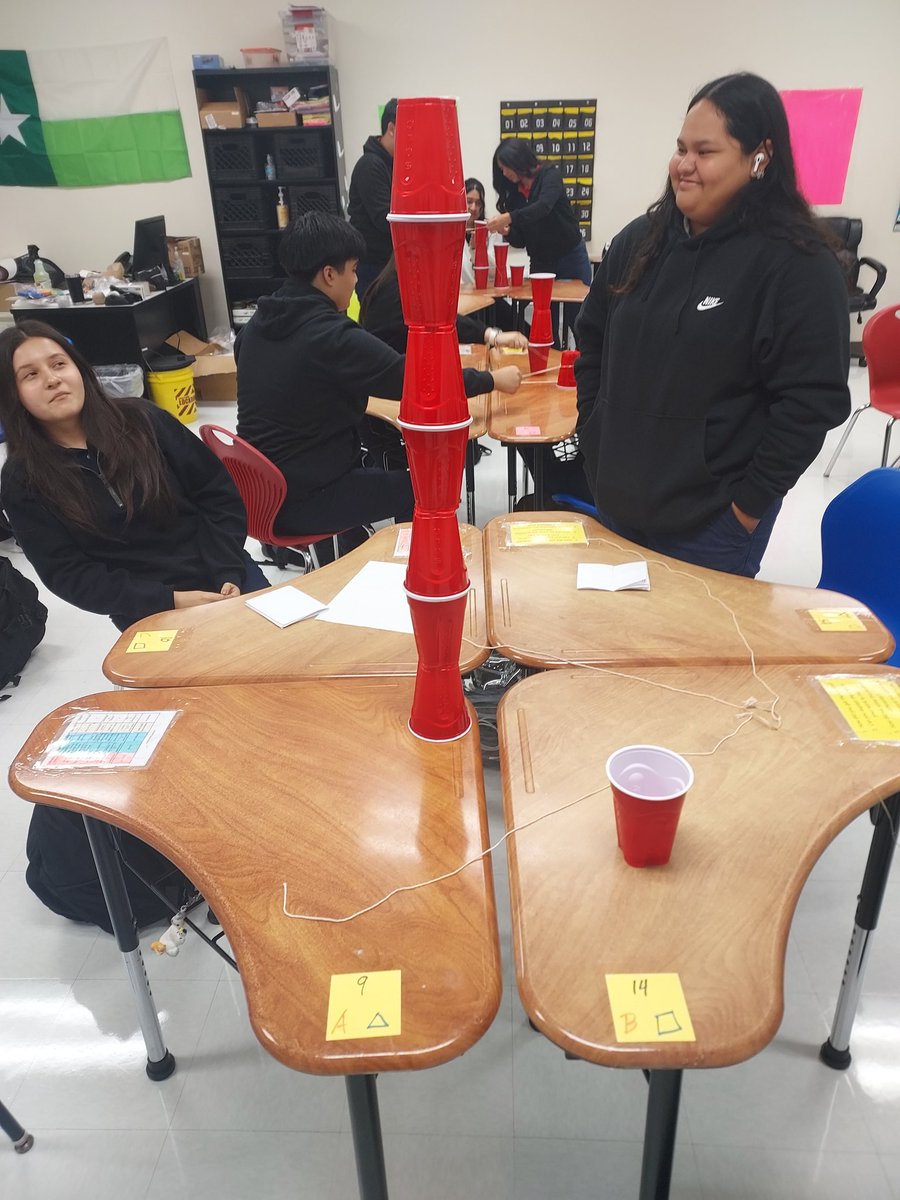 aplus_soccer's tweet photo. @APlusSecondary starting the year off with cup stacking. Developing communication, teamwork, and accountability in groups. 

@APlus_CS https://t.co/h6zbFVSC9W