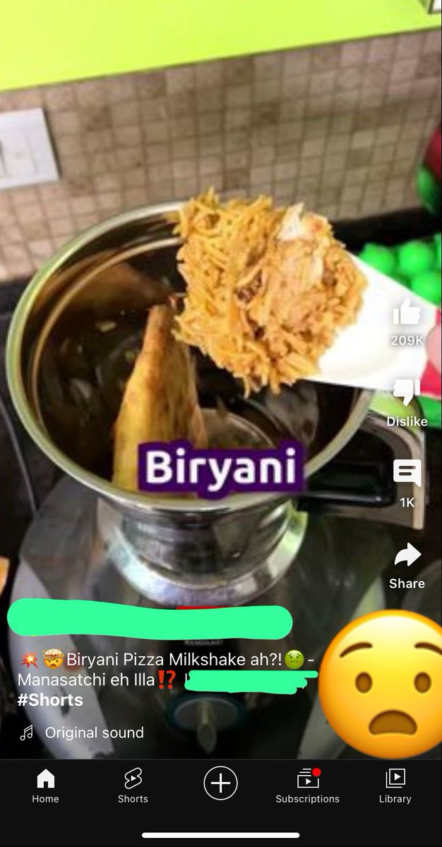 sowmya_alg's tweet photo. Mirinda Maggi and Biryani Pizza Milkshake??? Seriously??? It’s very disheartening to see food bloggers wasting food just for a few subscribers and a mere content. It’s high time people should know the difference between food reviewing and food wasting.

#foodokwasteyaake https://t.co/h19qlZzgfU