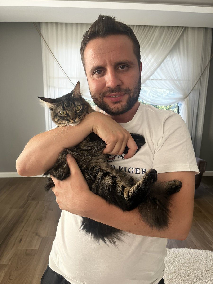 Dünyanın en güzel kedisi #DünyaKediGünü kutlu olsun.