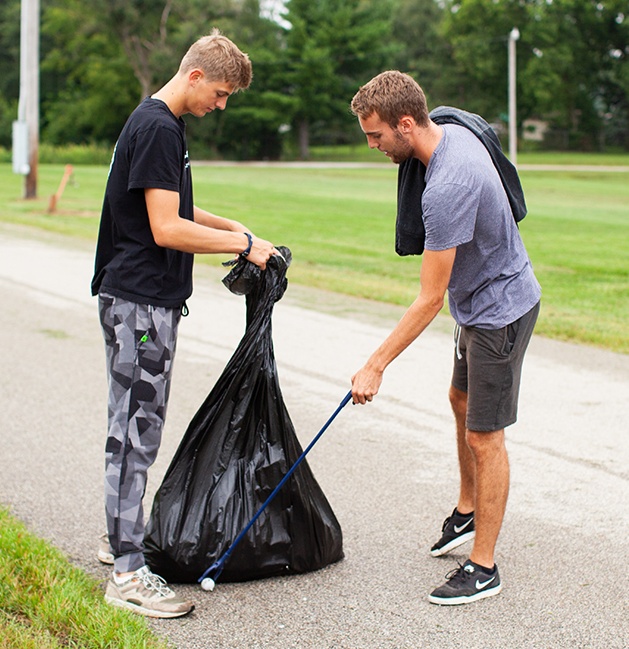 Millikin University first-year students will participate in community service across Decatur on Thursday, Aug. 17, as part of the New Student Welcome Week. Millikin is partnering with ADM for this year's day of service, thanks to ADM Cares!

Read more at ow.ly/ZKxh50PvbLQ.