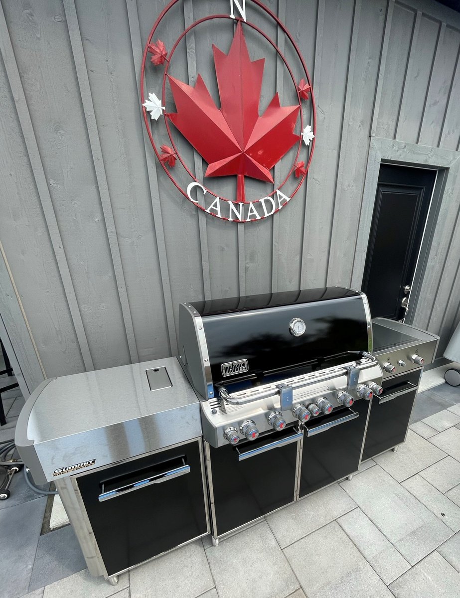 barbecuesgalore's tweet photo. DID YOU KNOW: Weber grills are manufactured in Huntley, Illinois, USA? In Canada, they are proudly assembled and delivered to you by our Barbecue Butlers in Calgary, Burlington, Oakville, and Toronto (Etobicoke). #barbecuebutlers #webersummit #weberbbq #webernation #weberlife https://t.co/c1W6bHhlPc
