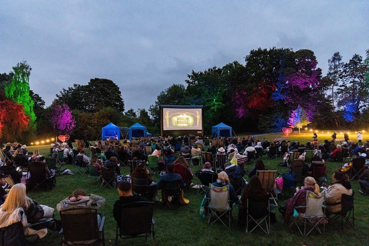 VillageScreen's tweet image. 🎵you can tell everybody, this is our… Throwback to Moulin Rouge at Kenwood Hall 2021 ❤️

With a visit from the green fairy herself (we 😍the effort of amazing customers) 🧚

Can’t wait to experience the epic soundtrack with headphones! 🤯🎧 because we can can can 💃🎵 Aug 26