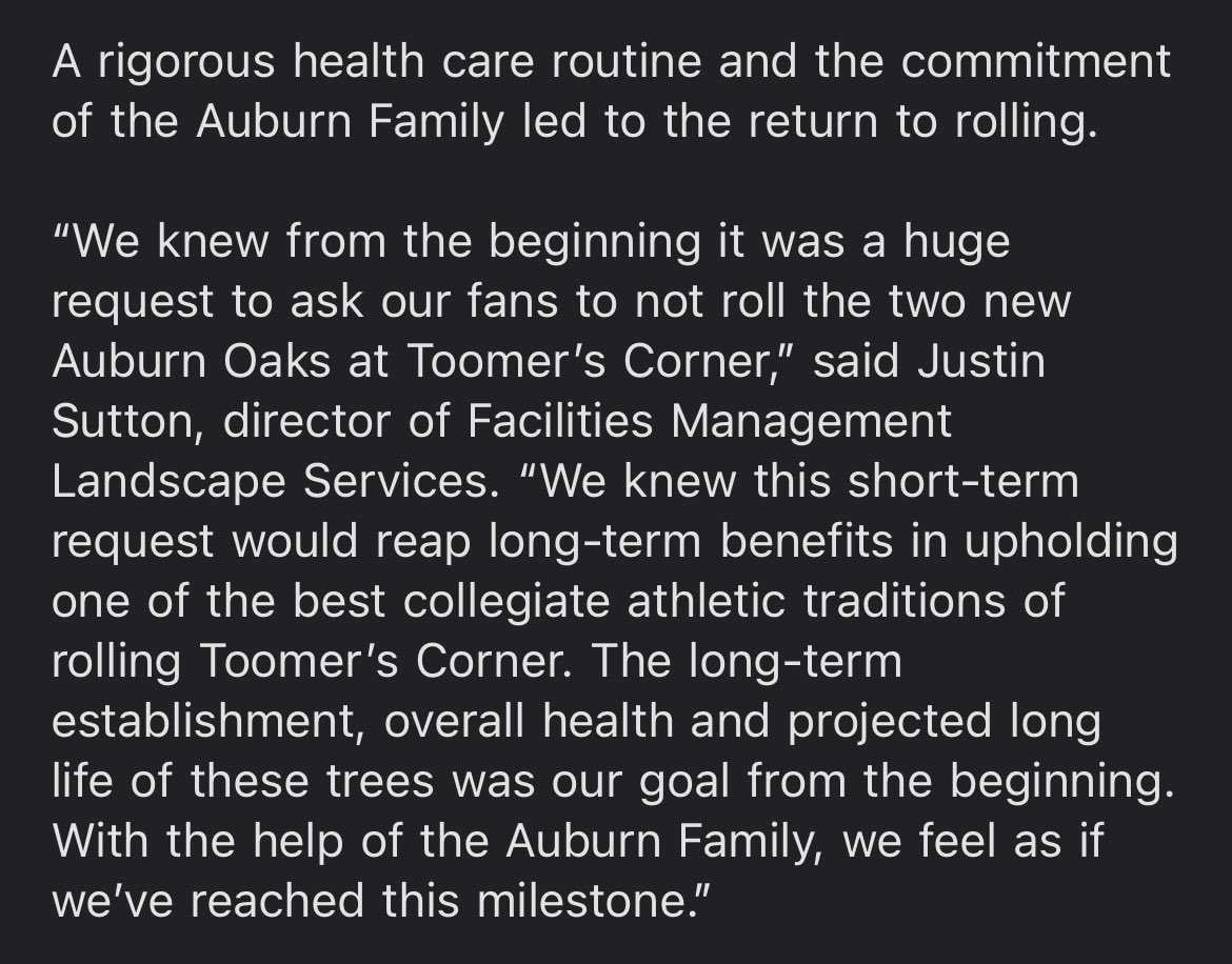 _JHokanson's tweet image. Auburn fans are now allowed to roll the two main oaks at Toomer’s Corner the university announced