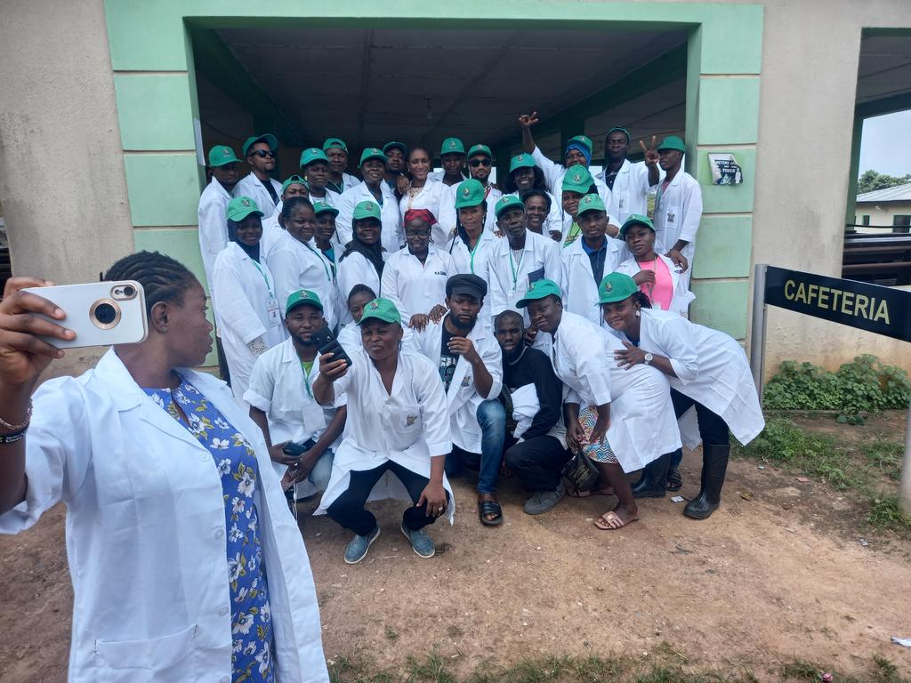 l_a_pmonkey's tweet photo. #Farmrades, been a while... I want to refresh us as we take a look into the past, what's your expectation(s) joining #lagosstate #agripreneural program. #agricyes!?! https://t.co/tqgrsKCMvN