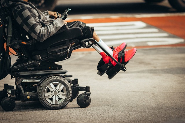 HBKidsHospital's tweet photo. How do youth and young adults deal with life’s challenges? We're doing a one-time interview with parents of/and young people who are ages 12 to 29 and are clients of Holland Bloorview, @marchofdimescda (GTA), or @TVCCfamily. See if you qualify, https://t.co/USJv3CBads https://t.co/isuLEwVhi8