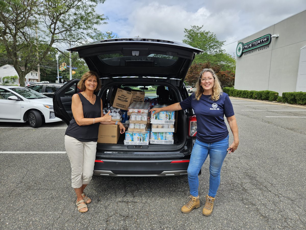 Options is #grateful to our #partners at True North Community Church and Serve All NY for another generous donation. Thank you!!!

#Community #LongIsland #NonProfit #TeamOptions #Philanthropy #LongIsland #Charity #Leadership #YolandaRobanoGross #Donate #Giving #GiveBack #ServeAll