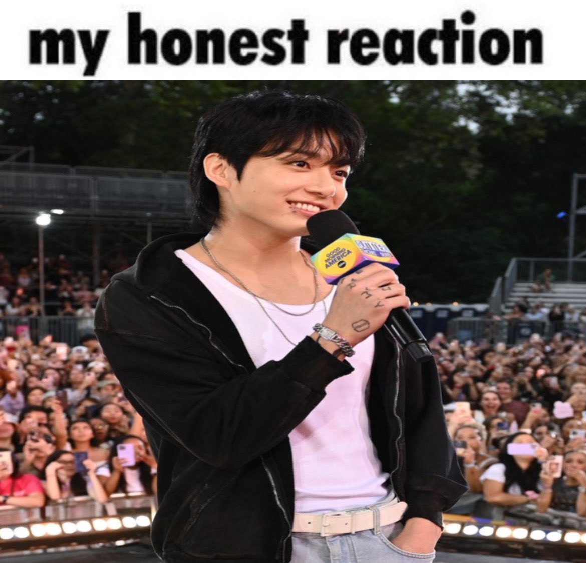 Nenhuma indicação pra like crazy e seven pqp ein VMA 
Nem o New jeans que hitou eles indicaram